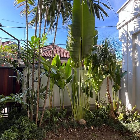 Villa Makmur Kerobokan Exteriör bild
